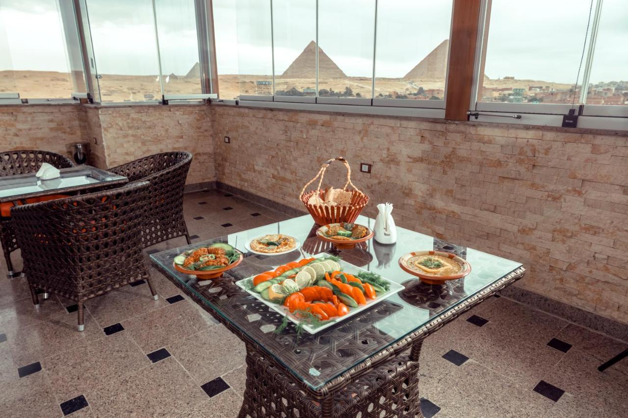 Brothers Pyramids View Kafret el-Gabal Esterno foto